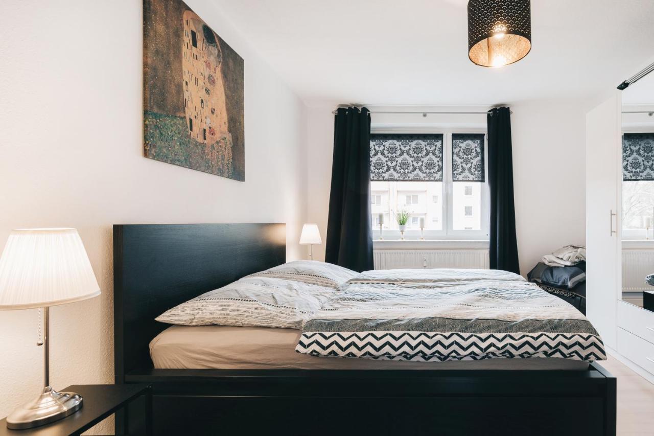 Schlummi Gemuetliche Zentrale & Saubere Wohnung ドレスデン エクステリア 写真